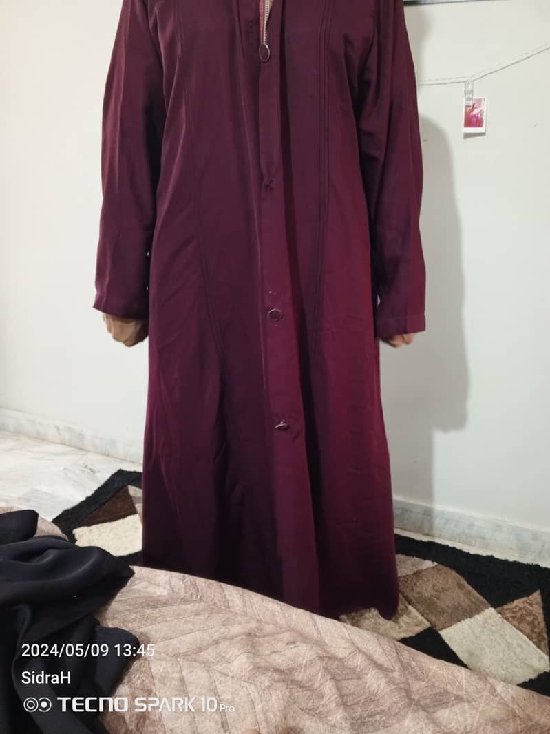 used abayas in 9/10 condition 1