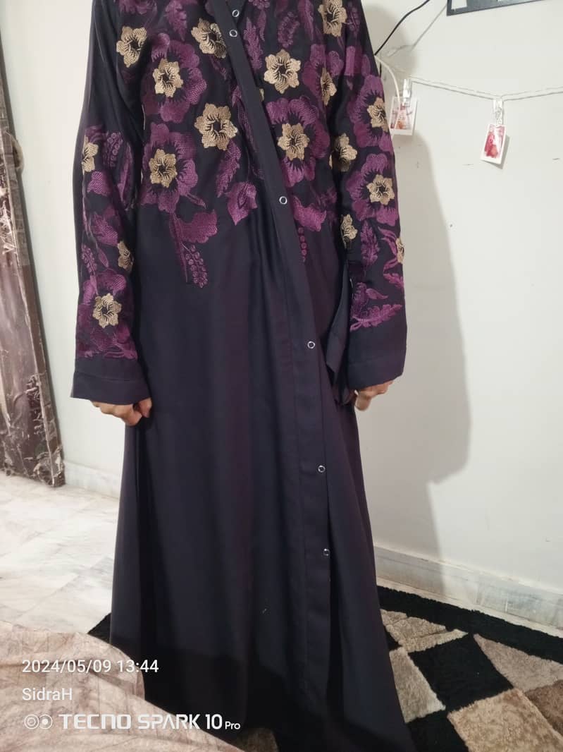 used abayas in 9/10 condition 2