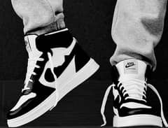 Sneakers,