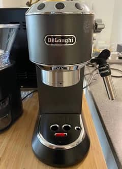 coffee machine EC685. BK