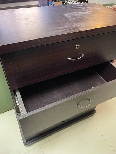 Drawer Chest 2