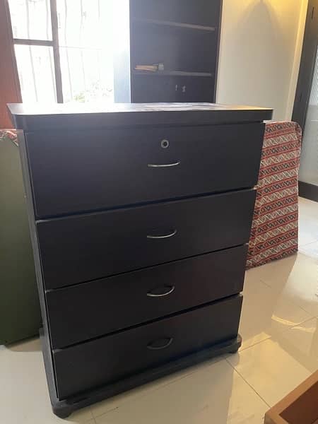 Drawer Chest 5