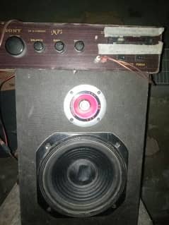 Amplifier  or Woofer box jori