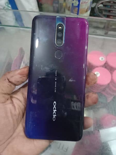 OPPO f11 pro 6