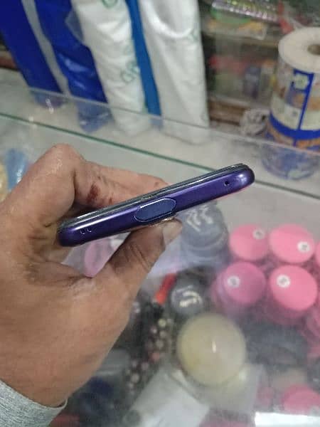 OPPO f11 pro 10