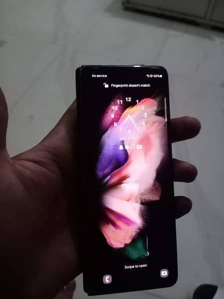 Samsung galaxy Z fold 3 5g . . . Exchange possible 1