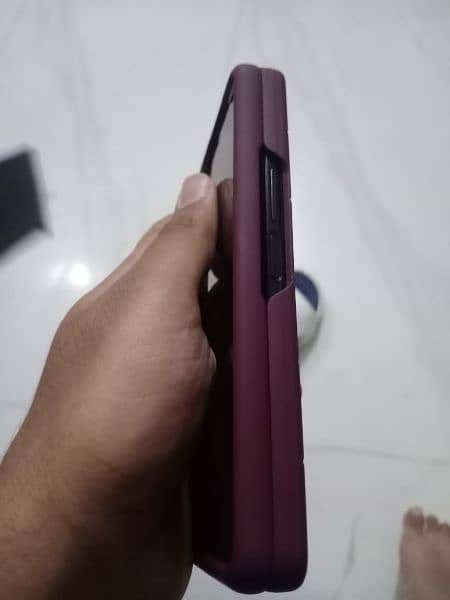 Samsung galaxy Z fold 3 5g . . . Exchange possible 6