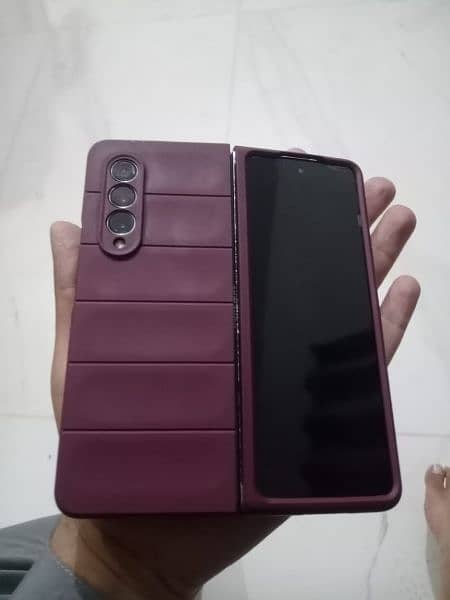 Samsung galaxy Z fold 3 5g . . . Exchange possible 8