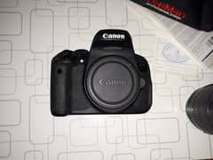 Canon 700D DSLR available for sale with kit lens. (READ DESCRIPTION!!)