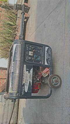 3500 watt generator for sell 10 by 10 condition