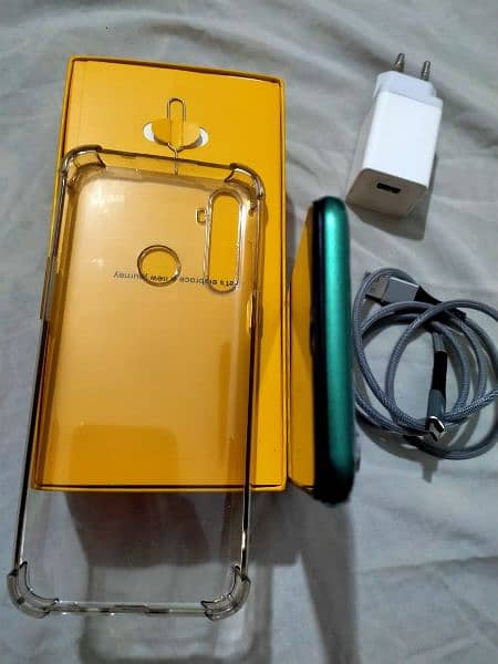 Realme 5i complet box 1