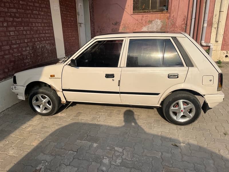 Daihatsu Charade 1986 4