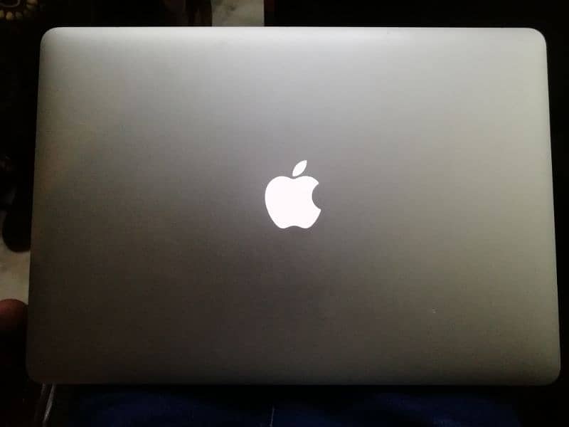 mac book pro mid 2015 (15inch) 4