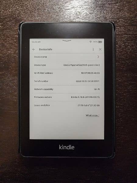 Amazon Kindle Paperwhite 10th Gen - 28 gbs, Black. With foldable case 2