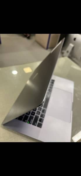 Macbook Pro 2019 i9 2