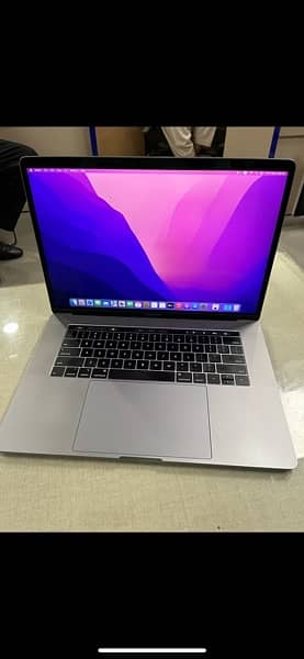 Macbook Pro 2019 i9 4