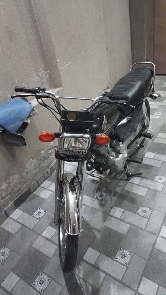 Honda 125 special edition 2022 model 10