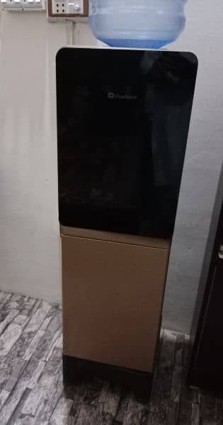 water dispenser good condition,,, 1