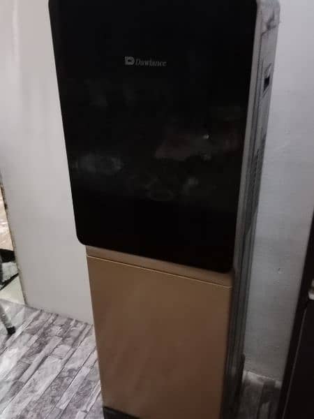 water dispenser good condition,,, 6