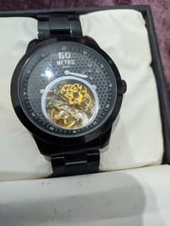 Metro Men black watch use water resistant