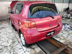 Toyota Vitz 2002