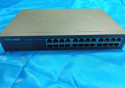 TP-Link  Switch 24-Port Gigabit