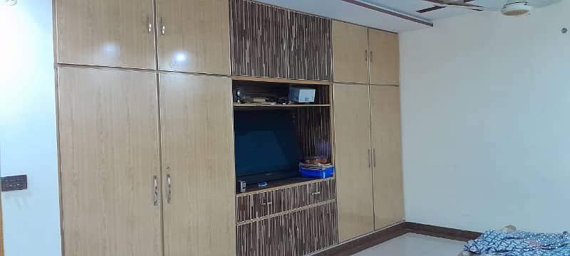 Upper Portion For Rent Situated In NFC 1 13