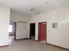 Centrally Located Upper Portion Available In Wapda Town Phase 1 - Block F2 For Rent