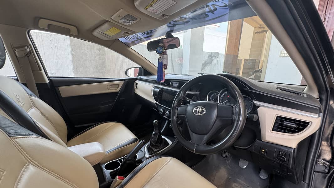 Toyota Corolla XLI 2015 9