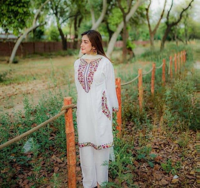 2 pcs womens stitched linen shirt and trousers! free all over Pakistan 0