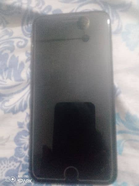 Mobile Iphone 7 plus Condition 10 by 10 ha contact number 03084005640 0