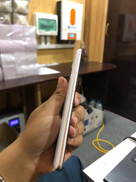 OnePlus 6 6/128 White 1