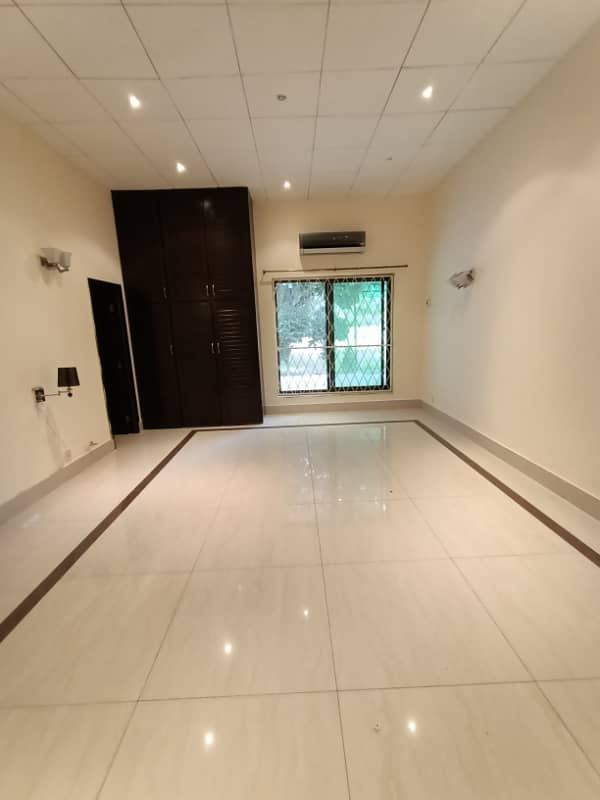 1 Kanal Commercial Use House For Rent In Gulberg 1