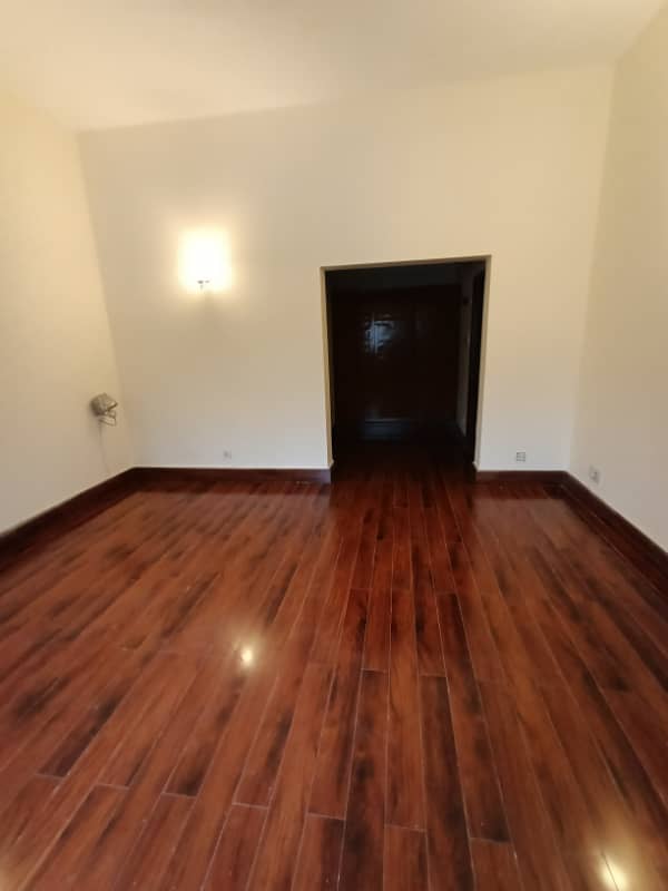 1 Kanal Commercial Use House For Rent In Gulberg 4