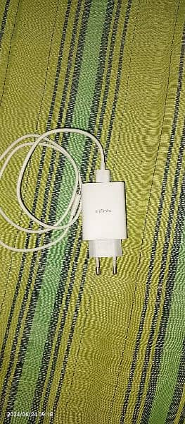 Infinix hot 30 ram 8/128. new  condition 0