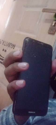 i wana sale my huawei y5 2018 panel crack but working well bord wegera 0