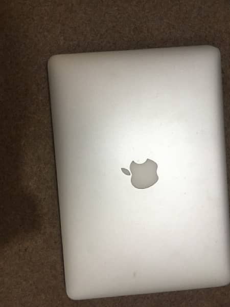 MacBook Pro 2015-128GB SSD ,8GB Ram well-maintained and powerful 0