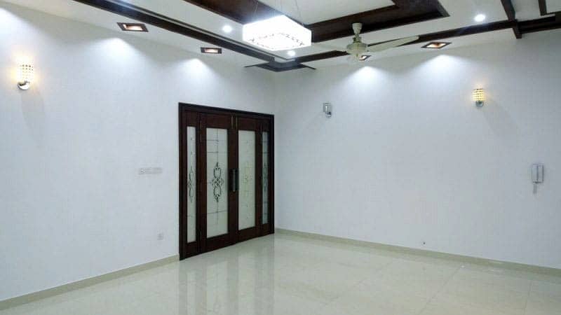 Prime Location 32 Marla House In Only Rs. 172500000 0