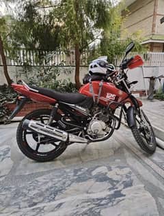 YBR 125G 2022 Model For Sale (Red)