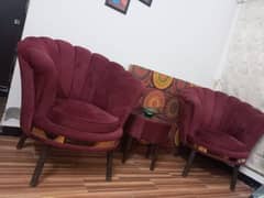 bedroom chairs set with table in excellent condition