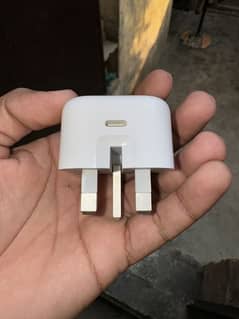 Iphone 14 pro max C-USB 20w original adapter 2month use condition10/10