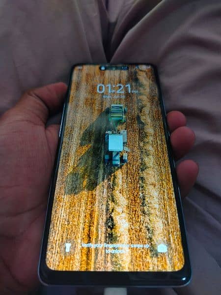 Tecno Pova 5 pro 5G 8