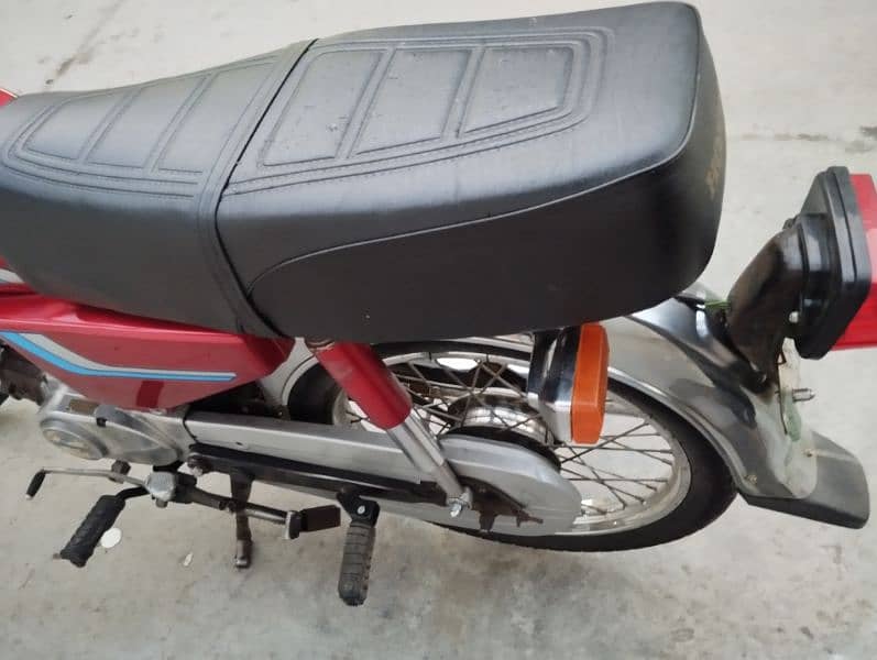 Honda cd 70 1990 model 6