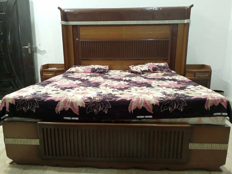 "King Size Bed with Dressing Table and Side Table 1