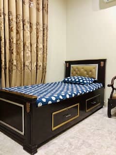 Single bed without mattress