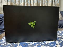 Razer blade 15 base 2020 RTX 2060 Core i7-10th gen