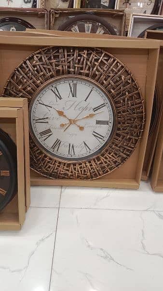 Wall clocks Available All over Pakistan 8