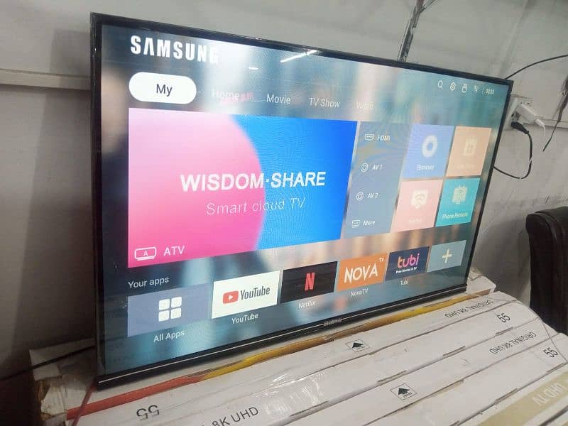 43 inch Samsung 8k UHD LED TV 03004675739 1