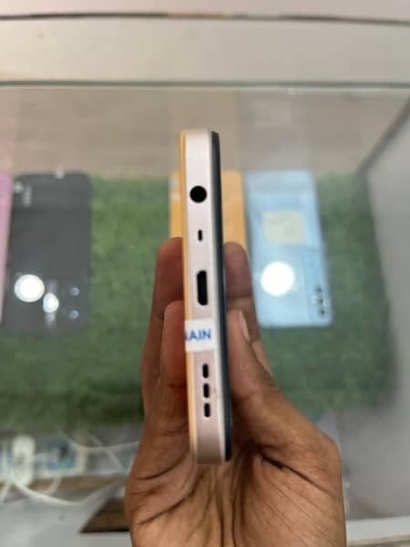 oppo A17 4