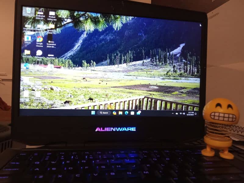 Dell Alienware 14 10/8 Condition 5